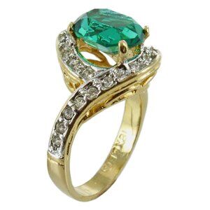 18k Gold Electroplated Oval Simulated Emerald & White Cubic Zirconia Ring Size 6